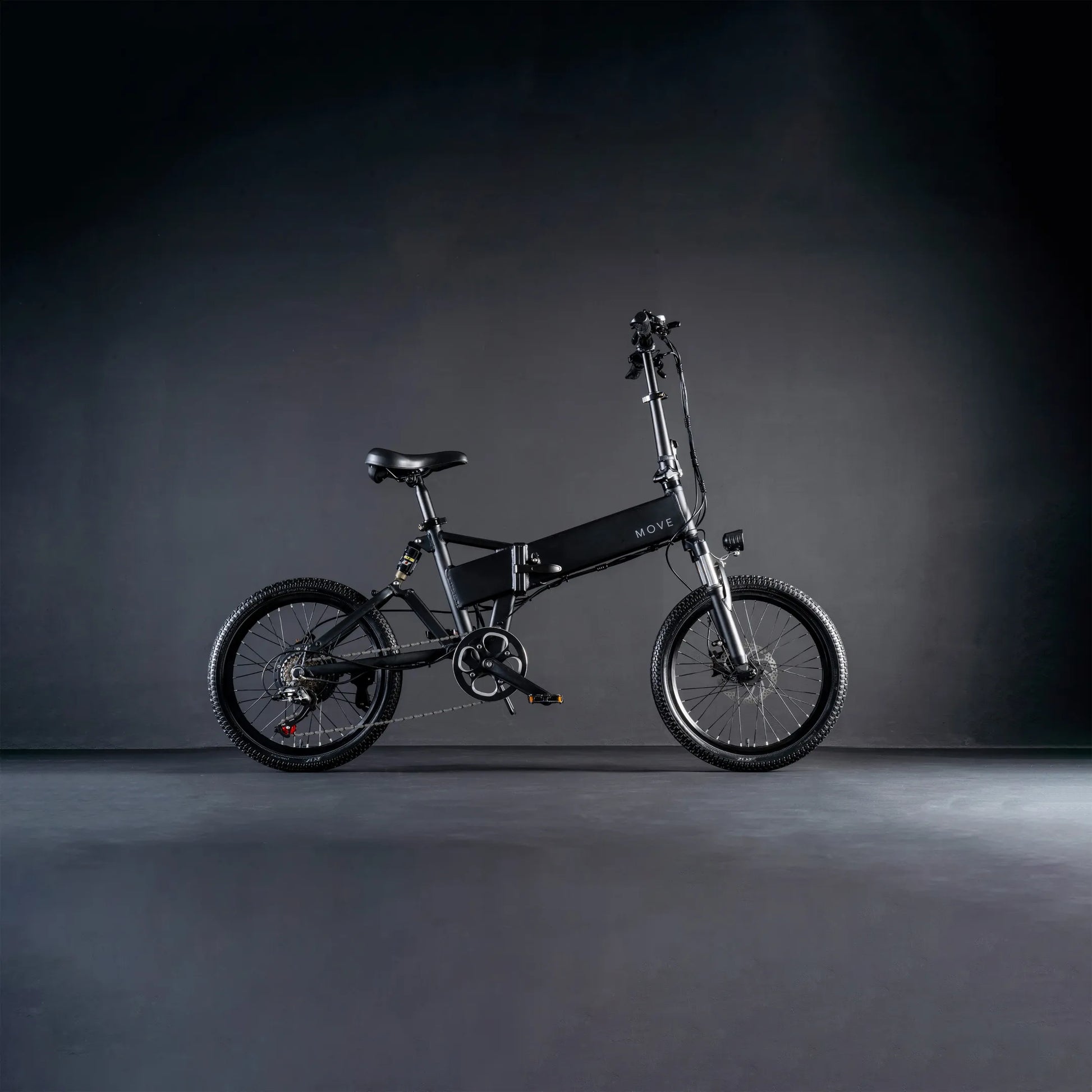 move-x 3.webp__PID:f7db1727-0963-4e35-88e9-35352b6419bf